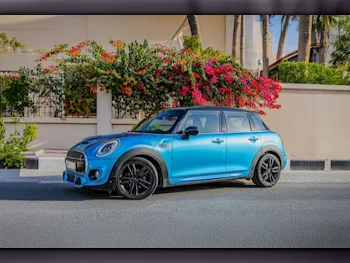 Mini  Cooper  S  2016  Automatic  147,500 Km  4 Cylinder  Front Wheel Drive (FWD)  Hatchback  Blue