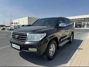 Toyota  Land Cruiser  GXR  2009  Automatic  294,000 Km  6 Cylinder  Four Wheel Drive (4WD)  SUV  Black