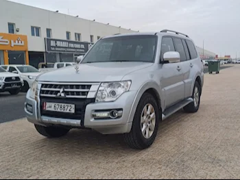 Mitsubishi  Pajero  GLS  2015  Automatic  238,000 Km  6 Cylinder  Four Wheel Drive (4WD)  SUV  Silver