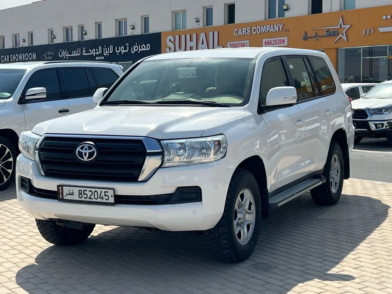 Toyota  Land Cruiser  G  2020  Automatic  77,000 Km  6 Cylinder  Four Wheel Drive (4WD)  SUV  White