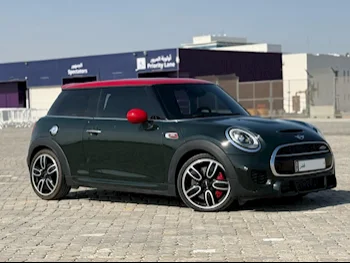 Mini  Cooper  JCW  2016  Automatic  73,000 Km  4 Cylinder  Front Wheel Drive (FWD)  Hatchback  Forest Green