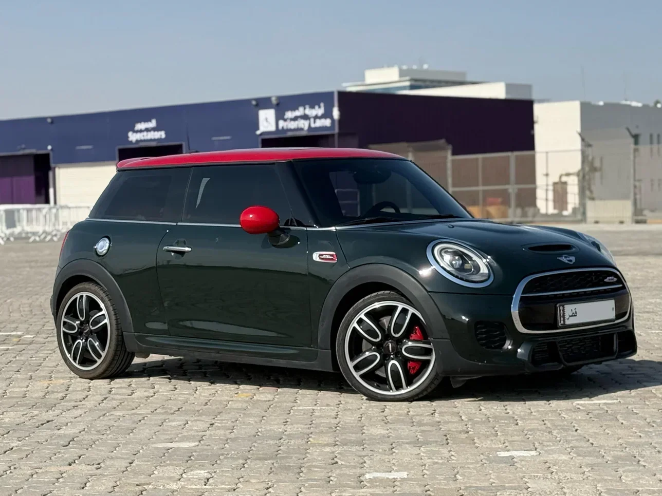 Mini  Cooper  JCW  2016  Automatic  73,000 Km  4 Cylinder  Front Wheel Drive (FWD)  Hatchback  Forest Green