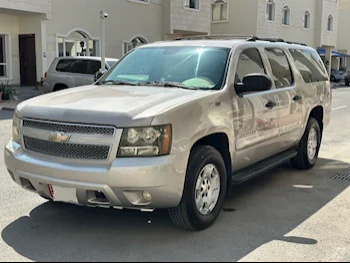 Chevrolet  Suburban  LS  2009  Automatic  189,000 Km  8 Cylinder  Four Wheel Drive (4WD)  SUV  Gold