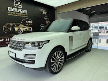 Land Rover  Range Rover  Vogue SE Super charged  2014  Automatic  110,000 Km  8 Cylinder  Four Wheel Drive (4WD)  SUV  White