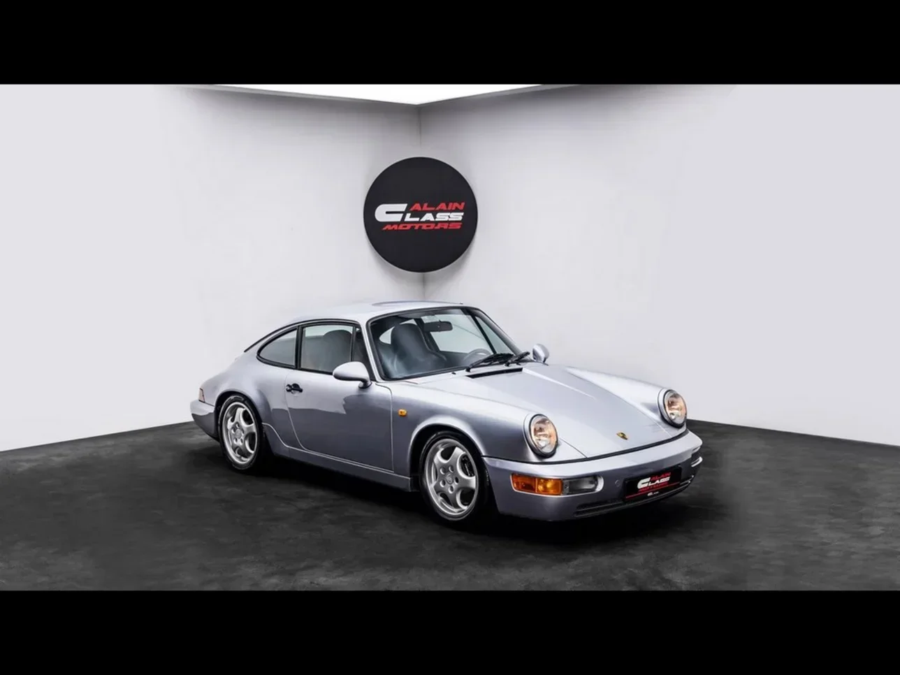 بورش  911  كاريرا  1992  عادي  10,031 كم  6 سلندر  دفع خلفي  كوبيه \ سبورت  فضي