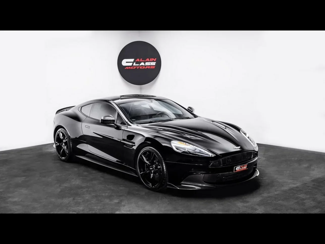 Aston Martin  Vanquish  S  2017  Automatic  3,300 Km  12 Cylinder  Rear Wheel Drive (RWD)  Coupe / Sport  Black