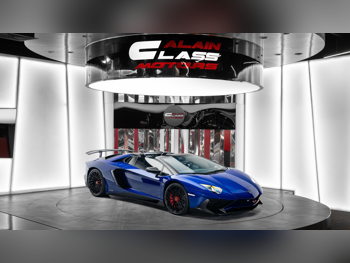 Lamborghini  Aventador  SVJ Roadster  2016  Automatic  1,971 Km  12 Cylinder  All Wheel Drive (AWD)  Convertible  Blue