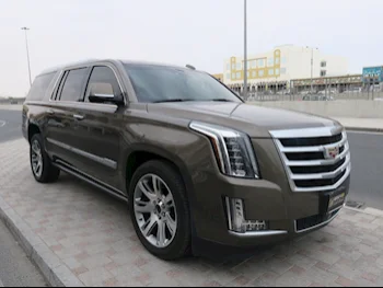 Cadillac  Escalade  2016  Automatic  162,000 Km  8 Cylinder  Four Wheel Drive (4WD)  SUV  Brown