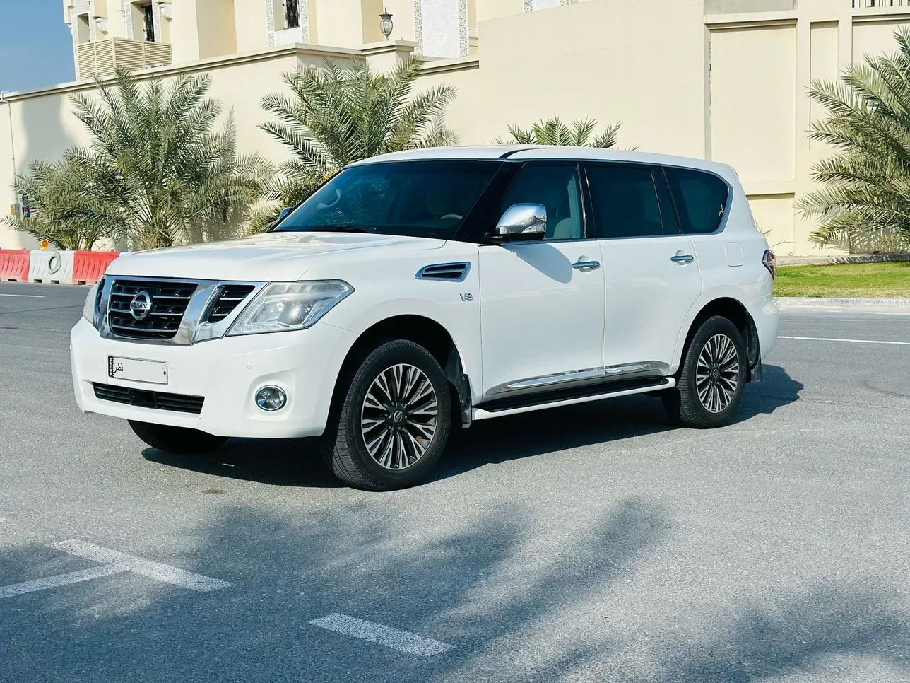 Nissan  Patrol  SE  2013  Automatic  199,000 Km  8 Cylinder  Four Wheel Drive (4WD)  SUV  White