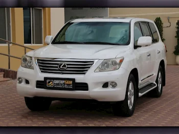 Lexus  LX  570  2009  Automatic  101,000 Km  8 Cylinder  Four Wheel Drive (4WD)  SUV  White