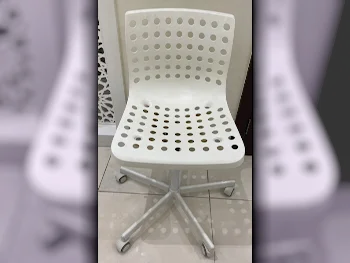 Desk Chairs - White