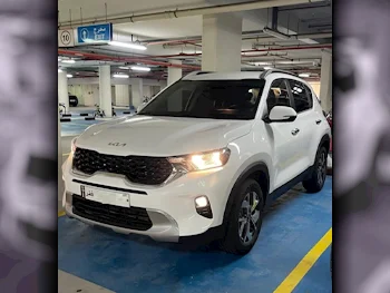 Kia  Sonet  2024  Automatic  37,000 Km  4 Cylinder  Front Wheel Drive (FWD)  SUV  White  With Warranty