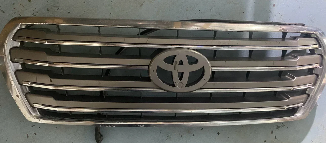 Car Parts - Toyota  Land Cruiser  - Body Parts & Mirrors  - Japan