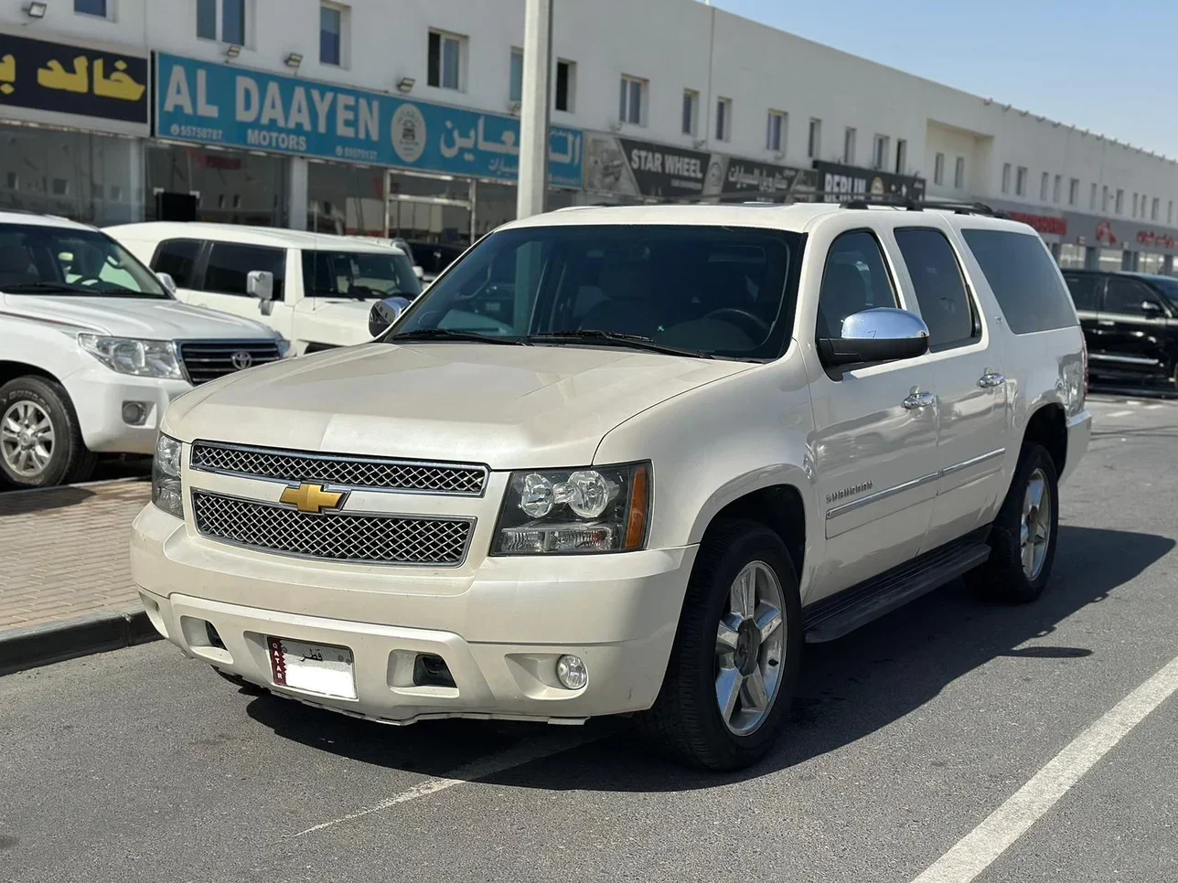 Chevrolet  Suburban  LTZ  2013  Automatic  225,000 Km  8 Cylinder  Four Wheel Drive (4WD)  SUV  Pearl