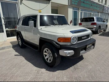 Toyota  FJ Cruiser  TRD  2021  Automatic  33,000 Km  6 Cylinder  Four Wheel Drive (4WD)  SUV  White