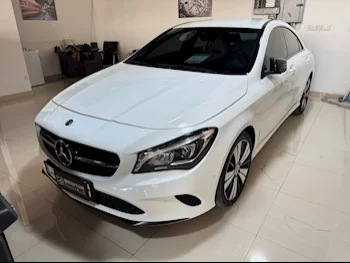 Mercedes-Benz  CLA  200  2019  Automatic  143,000 Km  4 Cylinder  Rear Wheel Drive (RWD)  Sedan  White