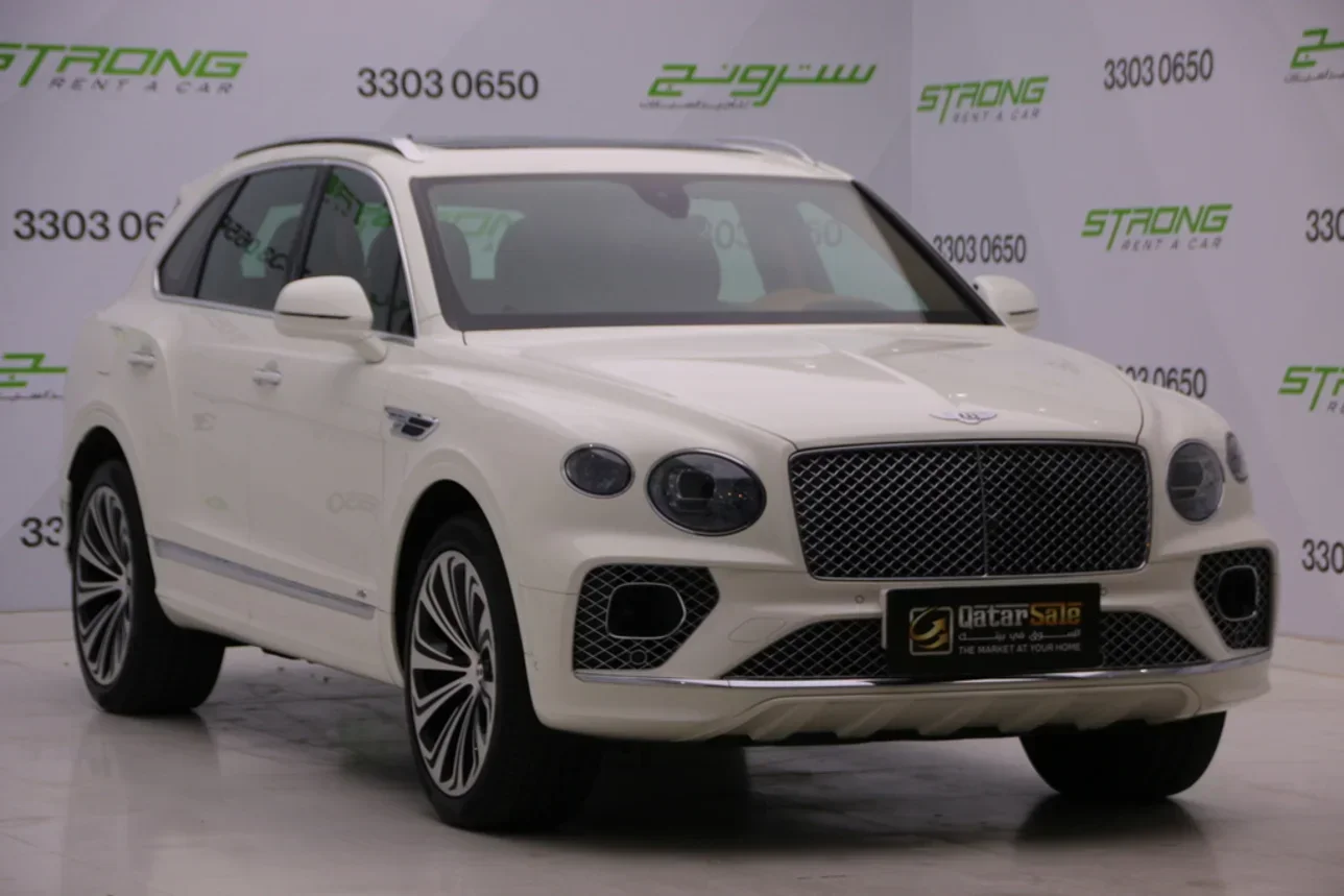 Bentley  Bentayga  2021  Automatic  19,000 Km  8 Cylinder  Four Wheel Drive (4WD)  SUV  White