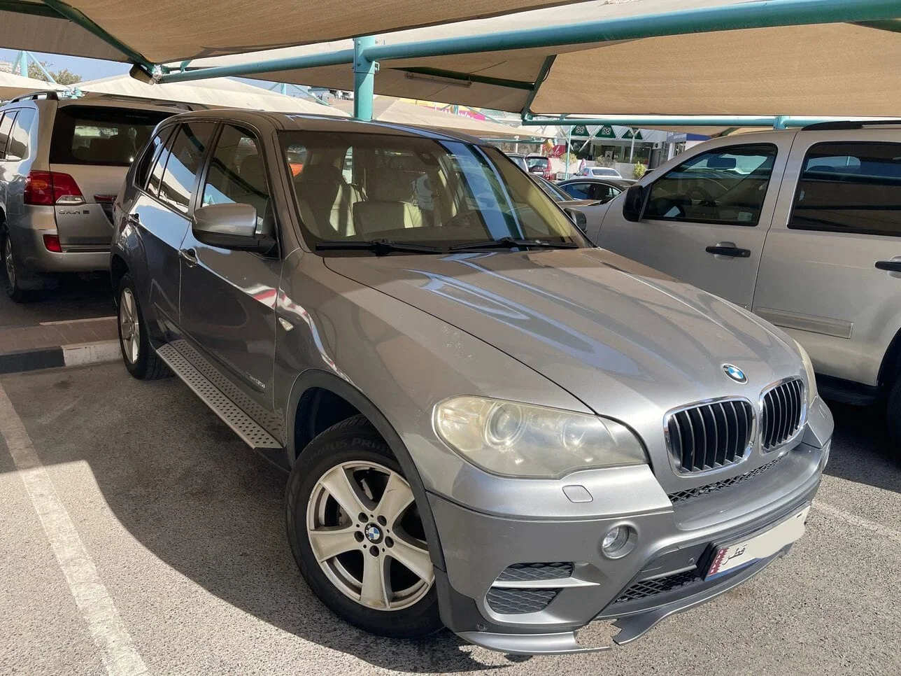 BMW  X-Series  X5  2011  Automatic  142,000 Km  6 Cylinder  Four Wheel Drive (4WD)  SUV  Gray