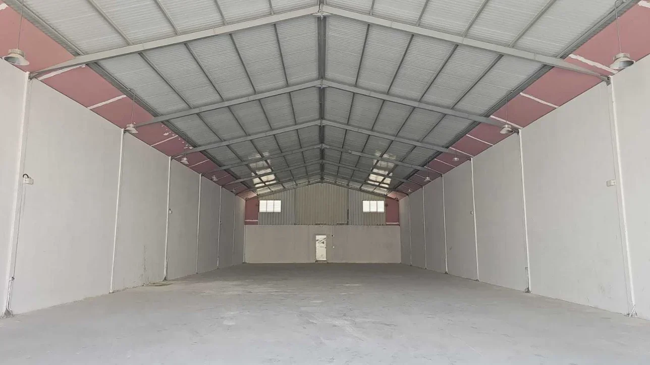 Warehouses & Stores - Al Wakrah  - Barkit Al Awamer  -Area Size: 600 Square Meter