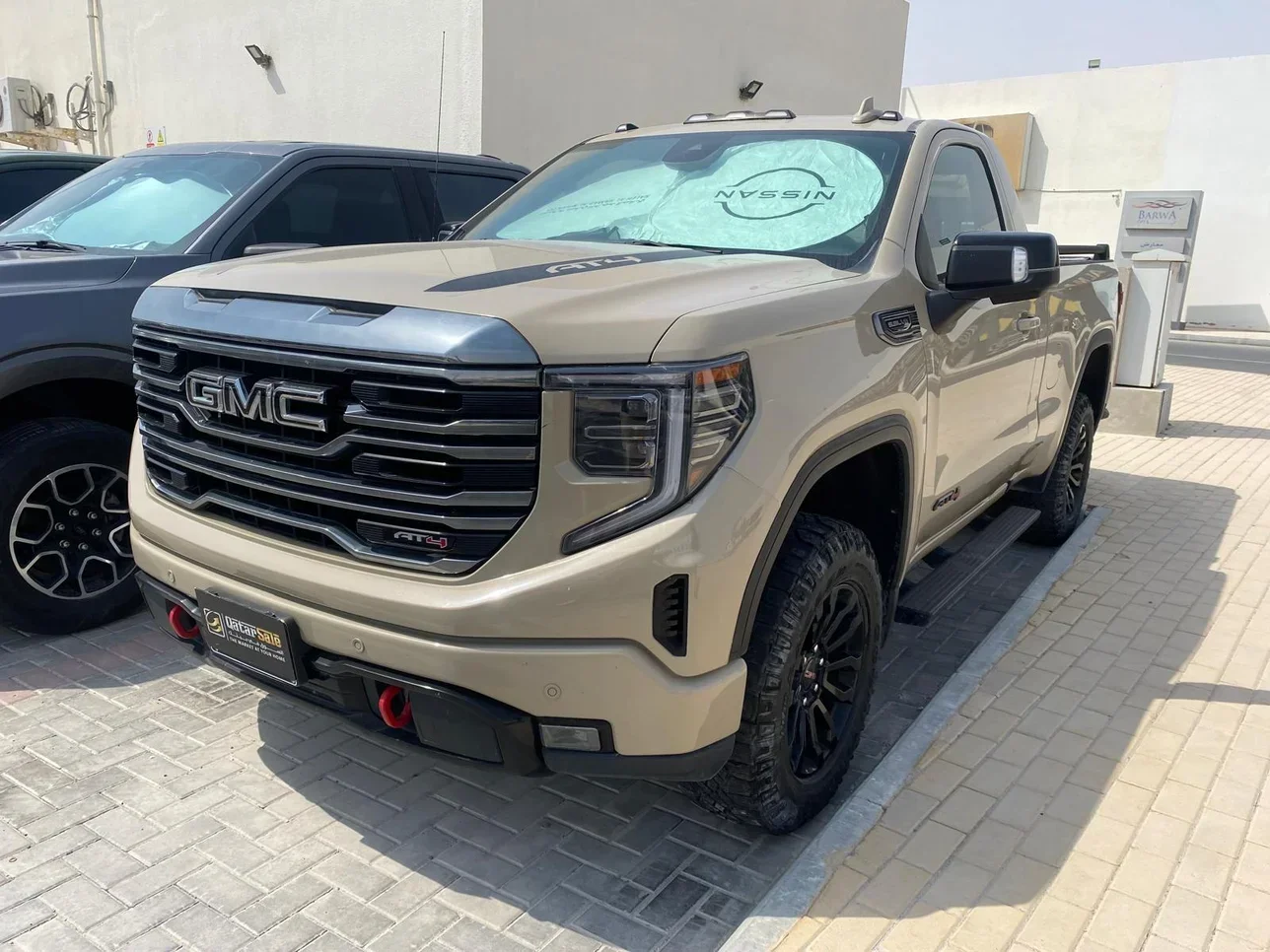 GMC  Sierra  AT4  2022  Automatic  48,000 Km  8 Cylinder  Four Wheel Drive (4WD)  Pick Up  Beige  With Warranty