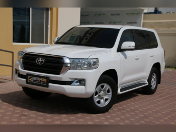Toyota  Land Cruiser  GX  2019  Automatic  165,000 Km  6 Cylinder  Four Wheel Drive (4WD)  SUV  White