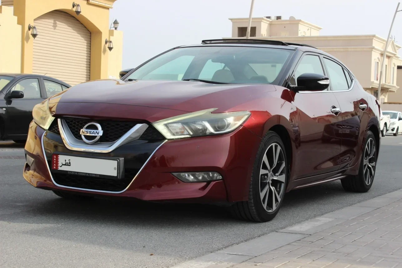 Nissan  Maxima  SV  2016  Automatic  186,000 Km  6 Cylinder  Front Wheel Drive (FWD)  Sedan  Maroon