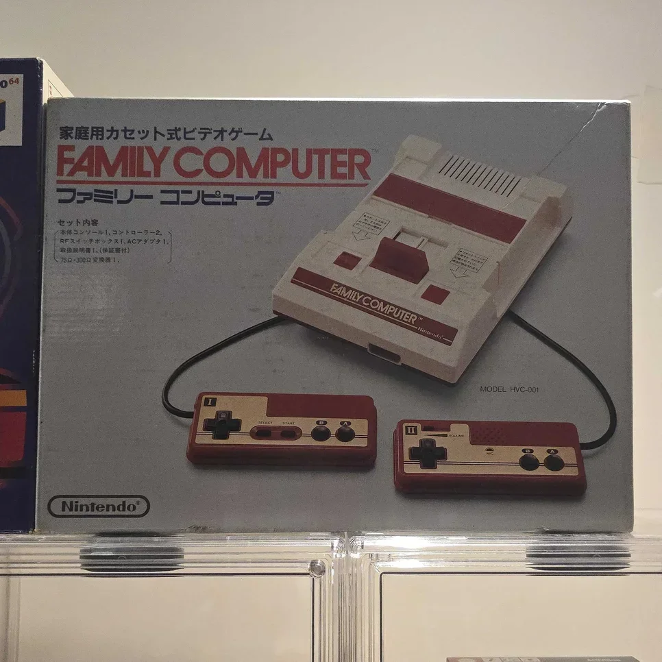 Video Games Consoles - Nintendo  - Super NES Classic Edition  -Included Controllers: 2