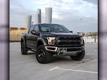 Ford  Raptor  SVT  2017  Automatic  95,000 Km  6 Cylinder  Four Wheel Drive (4WD)  Pick Up  Black