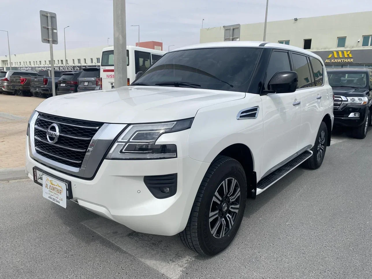 Nissan  Patrol  XE  2020  Automatic  179,000 Km  6 Cylinder  Four Wheel Drive (4WD)  SUV  White