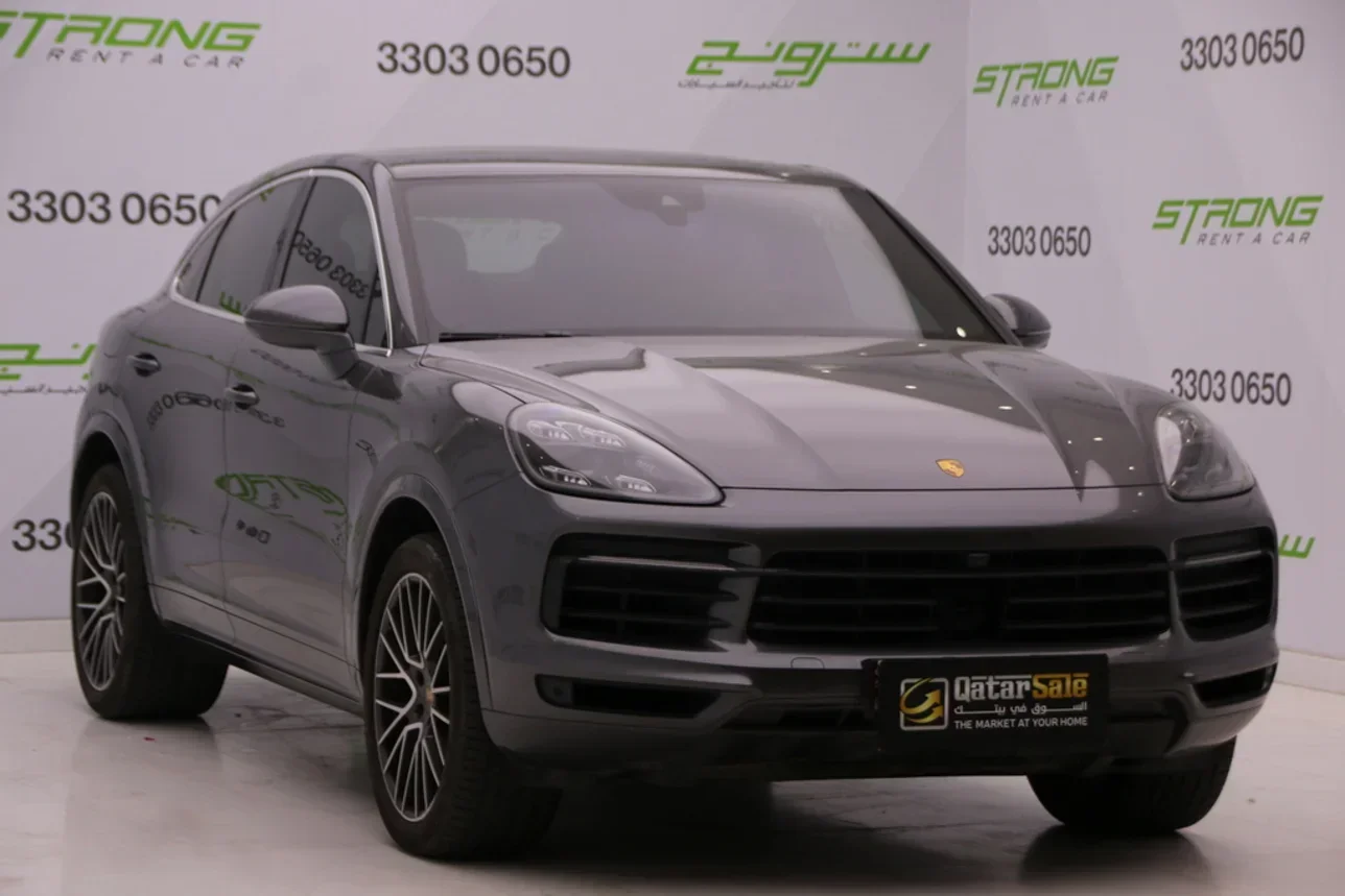 Porsche  Cayenne  2021  Automatic  120,000 Km  6 Cylinder  Four Wheel Drive (4WD)  SUV  Gray