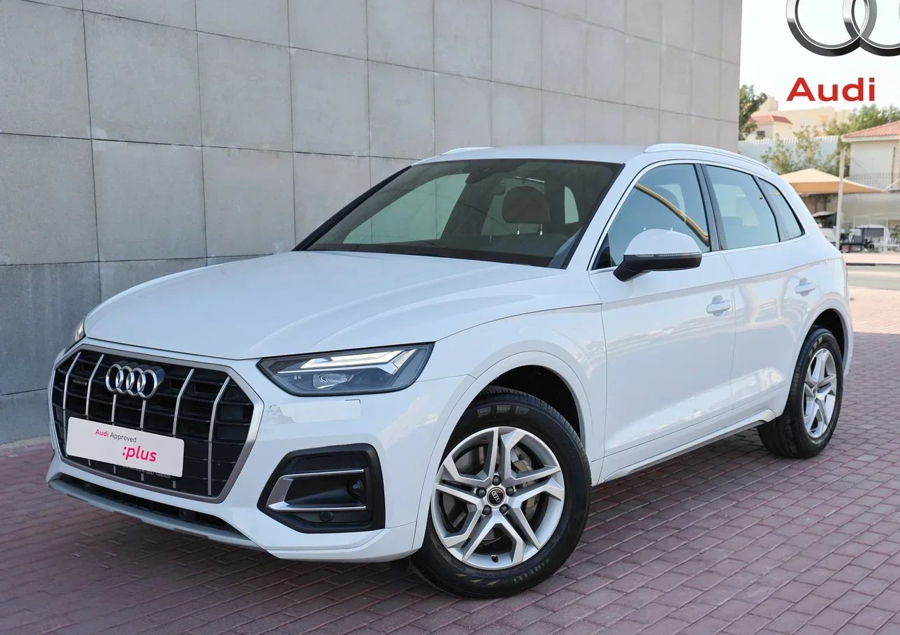 Audi  Q5  2.0 T Quatro  2022  Automatic  28,000 Km  4 Cylinder  All Wheel Drive (AWD)  SUV  White  With Warranty