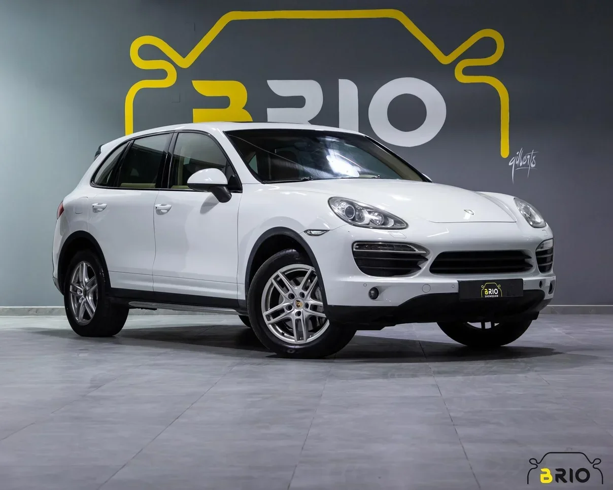 Porsche  Cayenne  S  2014  Automatic  106,000 Km  8 Cylinder  Four Wheel Drive (4WD)  SUV  White