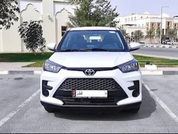 Toyota  Raize  SUV 4x4  White  2025