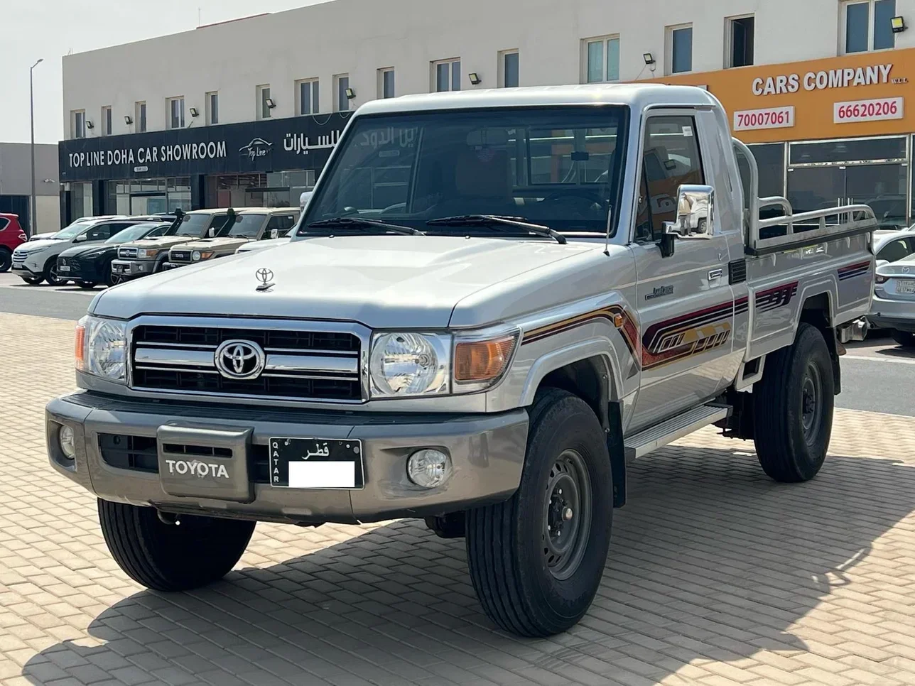 Toyota  Land Cruiser  LX  2022  Manual  50,000 Km  6 Cylinder  Four Wheel Drive (4WD)  Pick Up  Silver