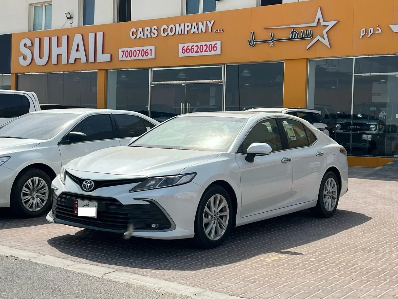 Toyota  Camry  GLE  2021  Automatic  54,000 Km  4 Cylinder  Front Wheel Drive (FWD)  Sedan  White