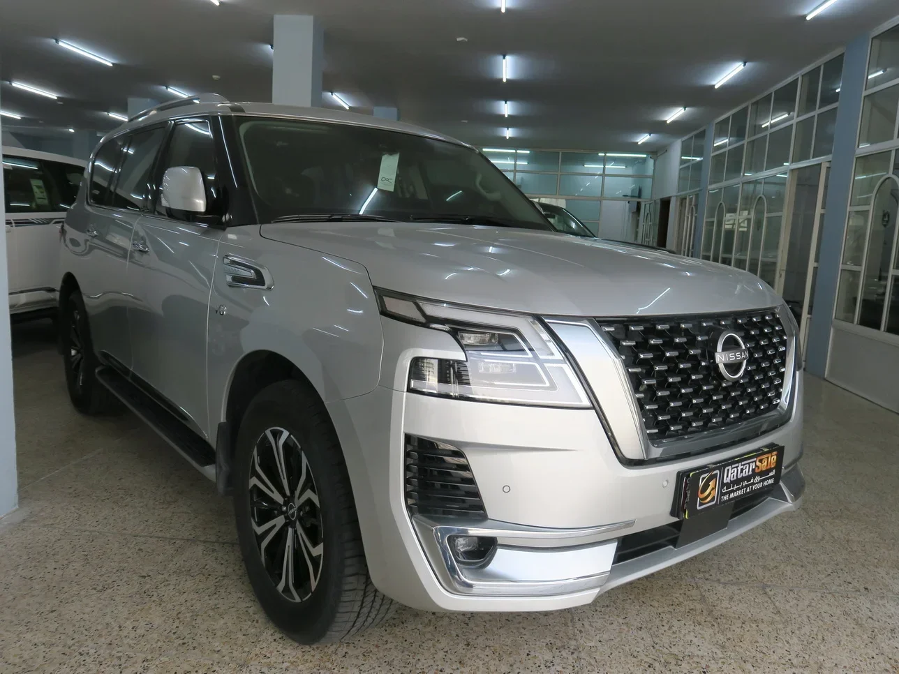 Nissan  Patrol  Titanium  2023  Automatic  16,000 Km  8 Cylinder  Four Wheel Drive (4WD)  SUV  Silver  With Warranty