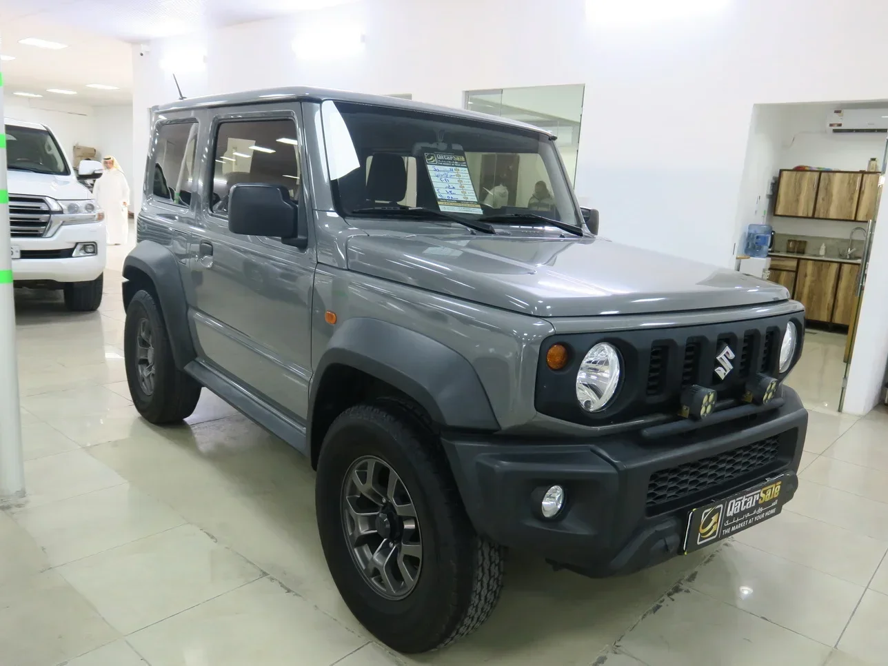 Suzuki  Jimny  2021  Automatic  103,000 Km  4 Cylinder  Four Wheel Drive (4WD)  SUV  Gray