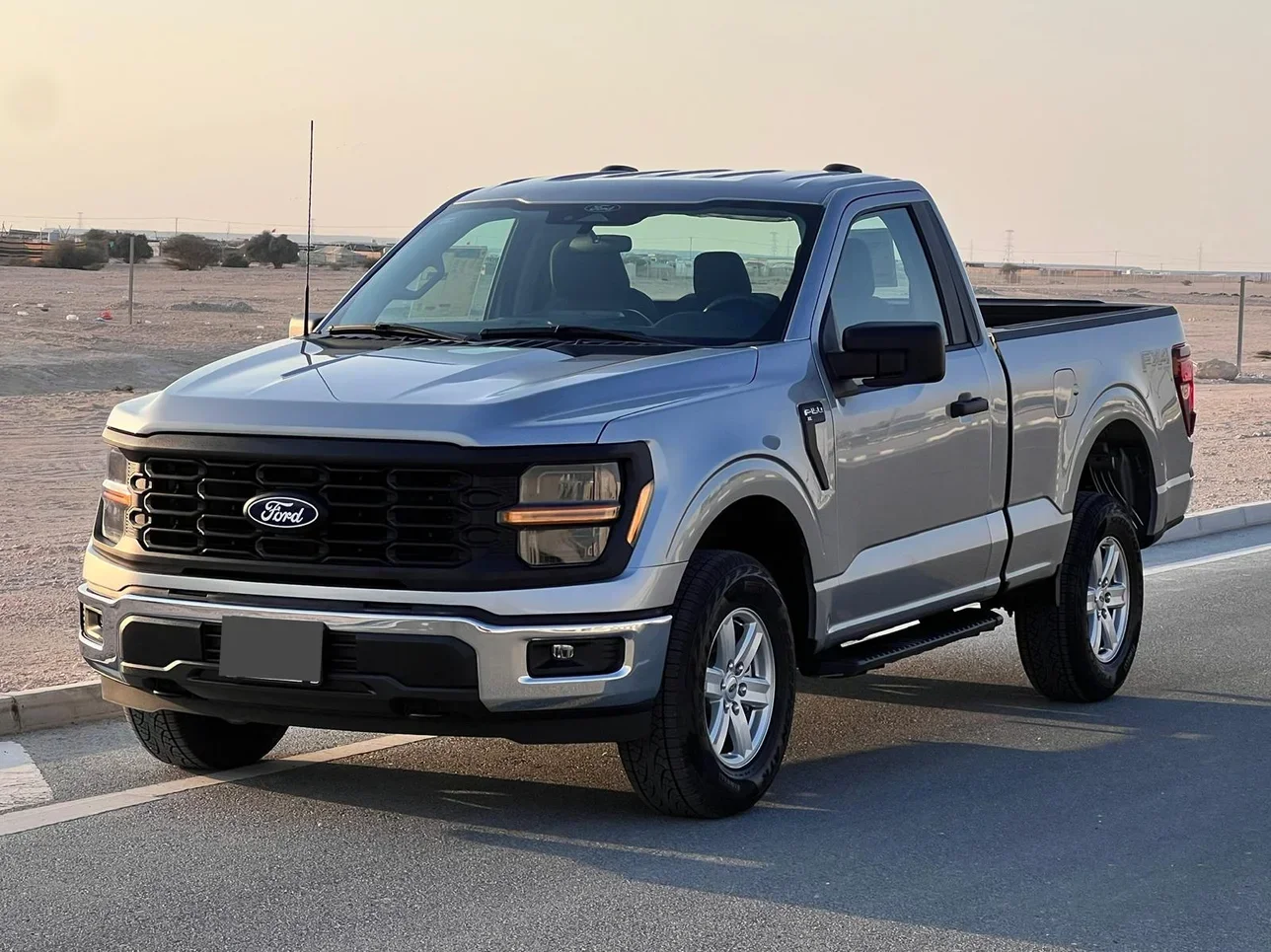 Ford  F  150  2024  Automatic  0 Km  8 Cylinder  Four Wheel Drive (4WD)  Pick Up  Silver  With Warranty