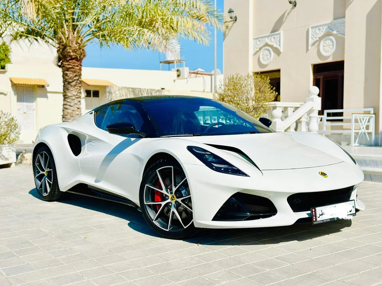 Lotus  Emira  1st Edition  2024  Automatic  500 Km  4 Cylinder  All Wheel Drive (AWD)  Coupe / Sport  White  With Warranty