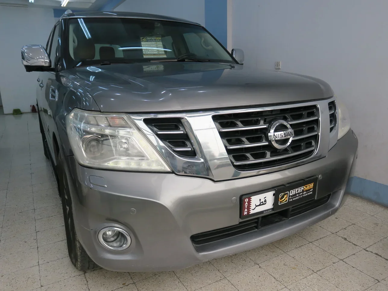 Nissan  Patrol  Platinum  2016  Automatic  138,000 Km  8 Cylinder  Four Wheel Drive (4WD)  SUV  Silver