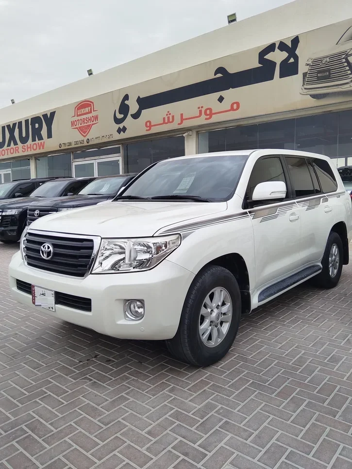 Toyota  Land Cruiser  GX  2014  Automatic  177,000 Km  6 Cylinder  Four Wheel Drive (4WD)  SUV  White