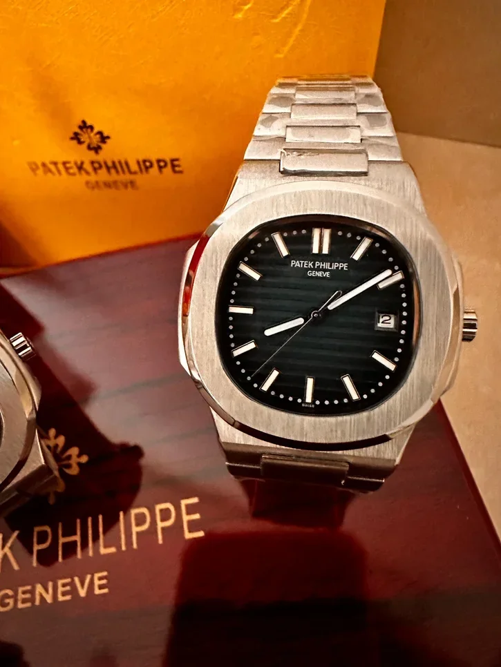 Watches - Patek Philippe  - Analogue Watches  - Black  - Men Watches