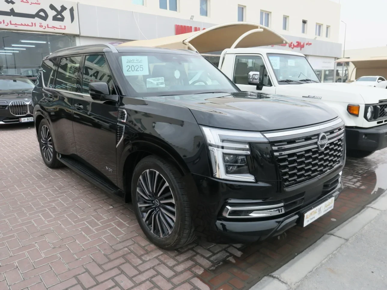 Nissan  Patrol  Platinum  2025  Automatic  0 Km  6 Cylinder  Four Wheel Drive (4WD)  SUV  Black  With Warranty