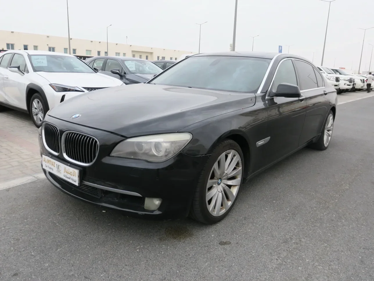 BMW  7-Series  740 i  2012  Automatic  171,000 Km  8 Cylinder  Rear Wheel Drive (RWD)  Sedan  Black