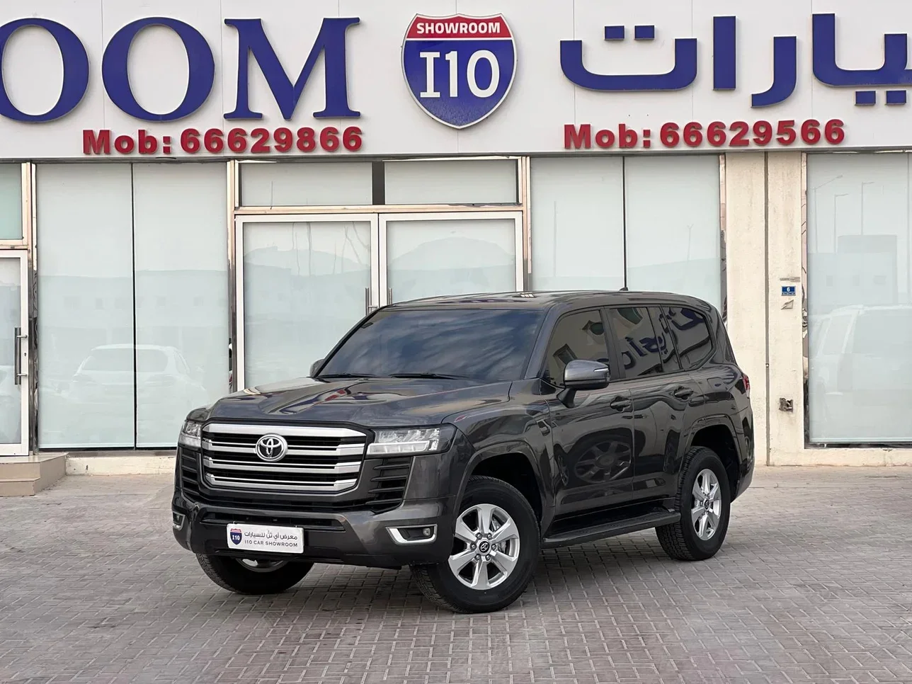 Toyota  Land Cruiser  GXR Twin Turbo  2024  Automatic  35,000 Km  6 Cylinder  Four Wheel Drive (4WD)  SUV  Gray  With Warranty