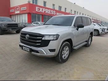 Toyota  Land Cruiser  GX  2023  Automatic  124,000 Km  6 Cylinder  Four Wheel Drive (4WD)  SUV  Silver