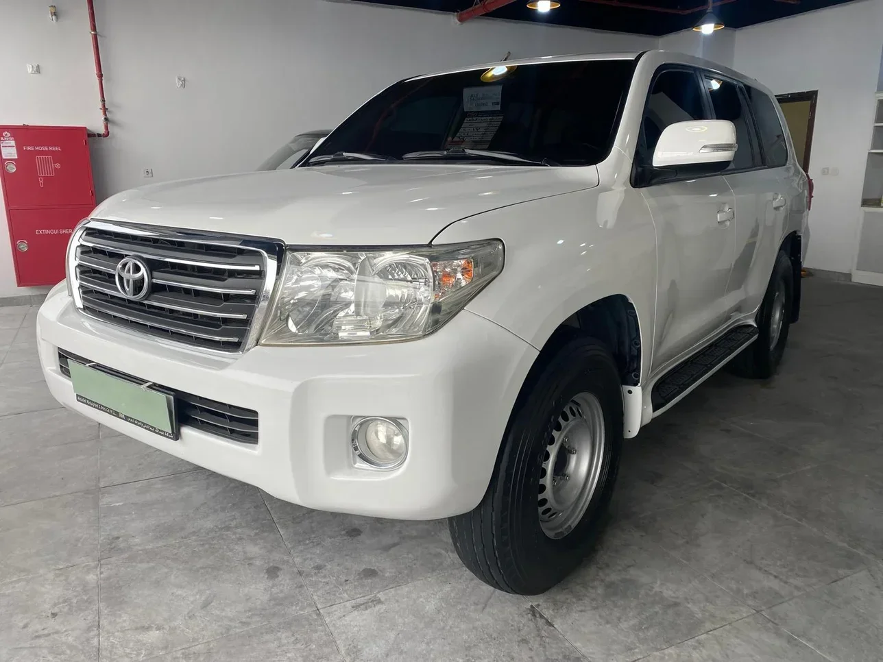 Toyota  Land Cruiser  G  2013  Automatic  224,000 Km  6 Cylinder  Four Wheel Drive (4WD)  SUV  White