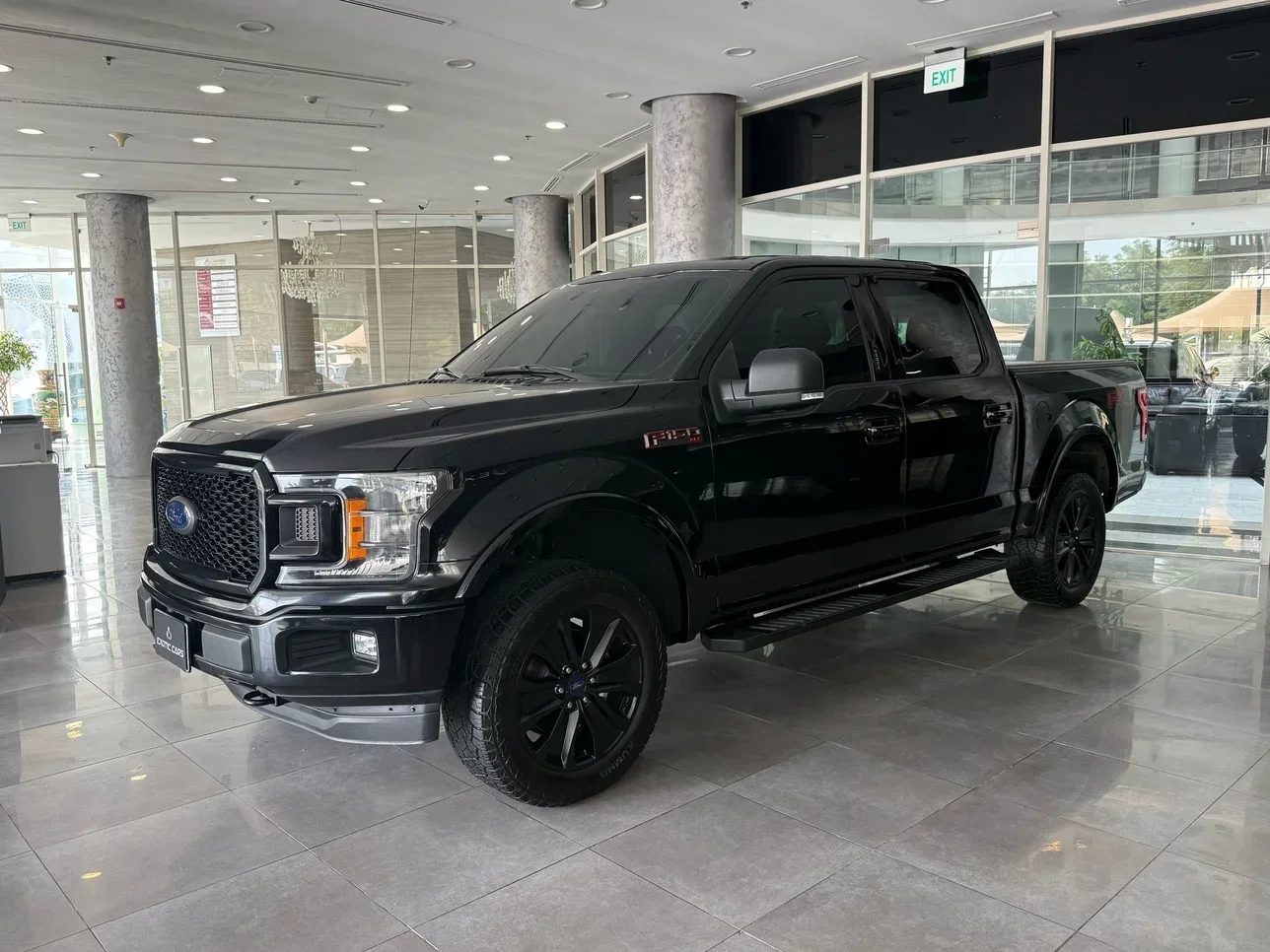 Ford  F  150 FX4  2020  Automatic  73,000 Km  8 Cylinder  Four Wheel Drive (4WD)  Pick Up  Black