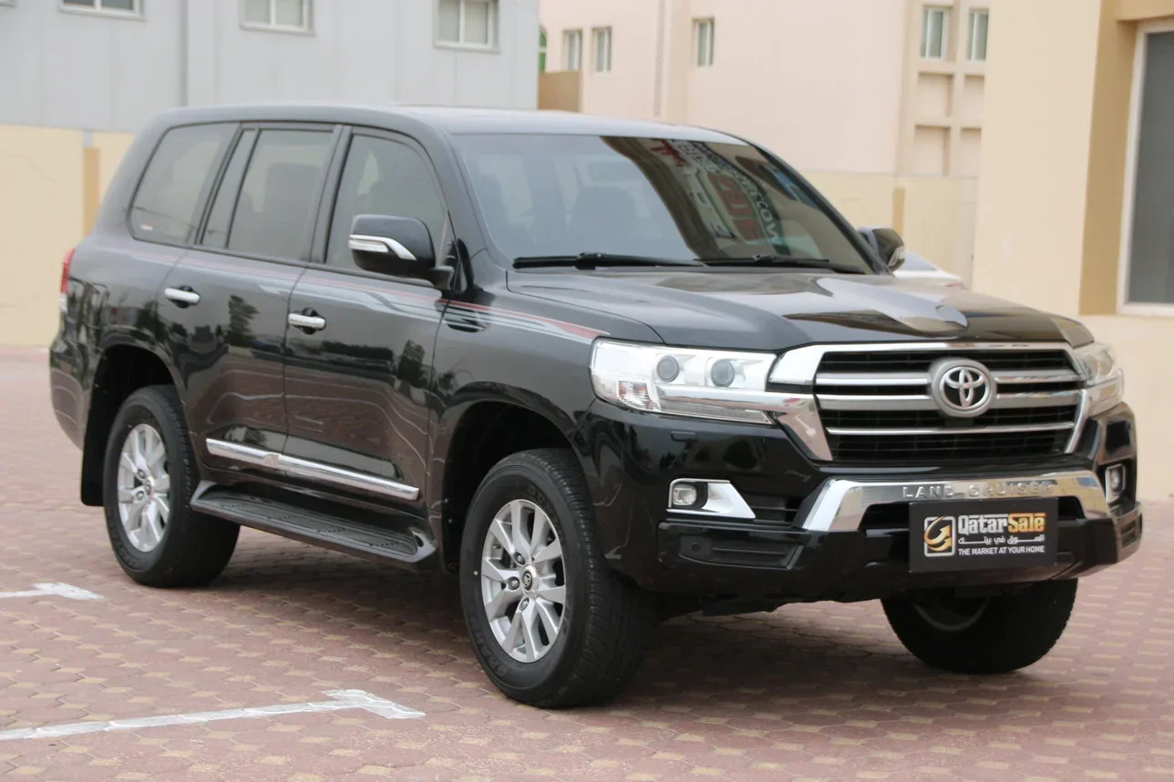 Toyota  Land Cruiser  GXR  2020  Automatic  234,000 Km  8 Cylinder  Four Wheel Drive (4WD)  SUV  Black