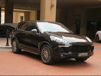 Porsche  Cayenne  S  2015  Automatic  74,000 Km  6 Cylinder  Four Wheel Drive (4WD)  SUV  Black